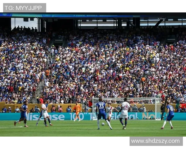 欧冠激战：尤文图斯狂胜利物浦6-2帽子戏法引领全场狂欢与战术解析