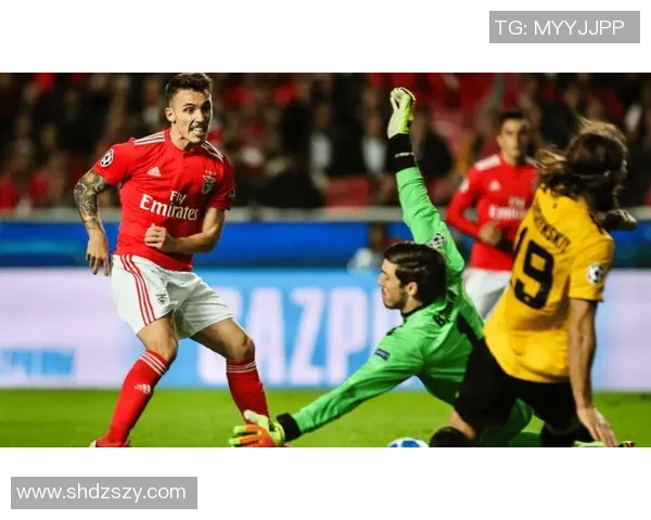 欧联杯惊心动魄本菲卡点球战胜曼联引发转会热议